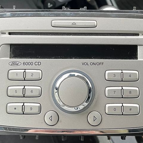 Ford stereo