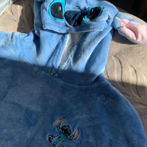 Disney «blanket» hoodie
