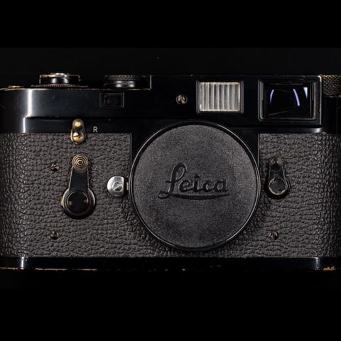 leica M2 Black Paint ønskes kjøpt