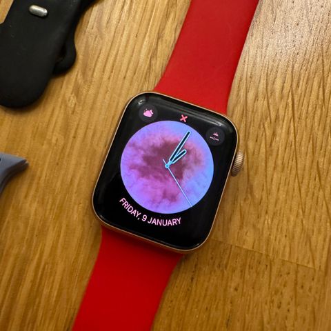 apple watch series 5 gps