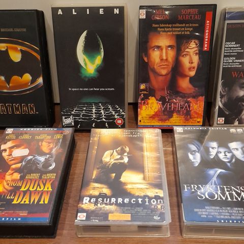 VHS filmer selges billig