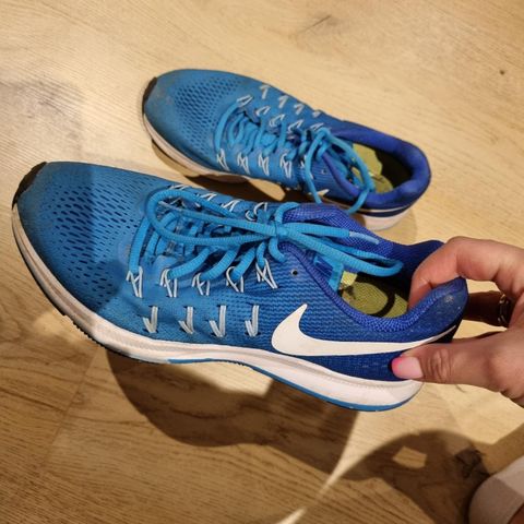 Nike Zoom Pegasus 33 damesko Str. 40(små I str)