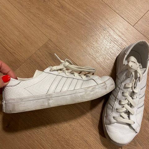 Adidas sko