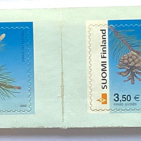 Finland 2002  Tresorter To merker Furu Selvklebende papir AFA 1597 Postfrisk