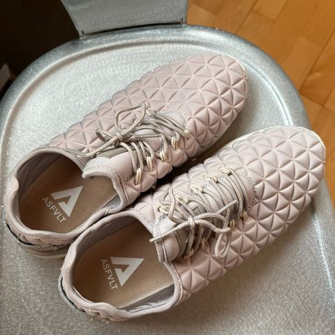 Asfvlt grå-beige sneakers