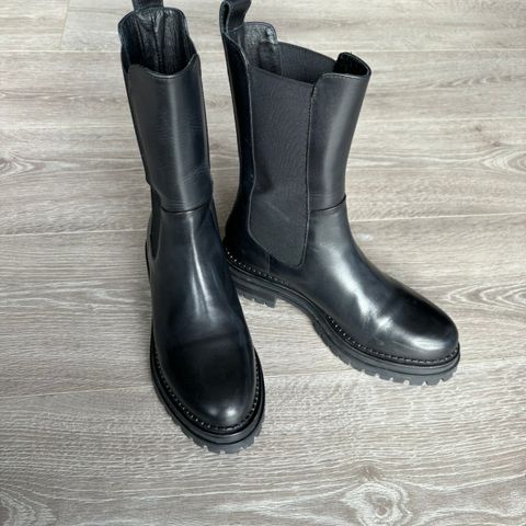 Chelsea boots designe group str 38