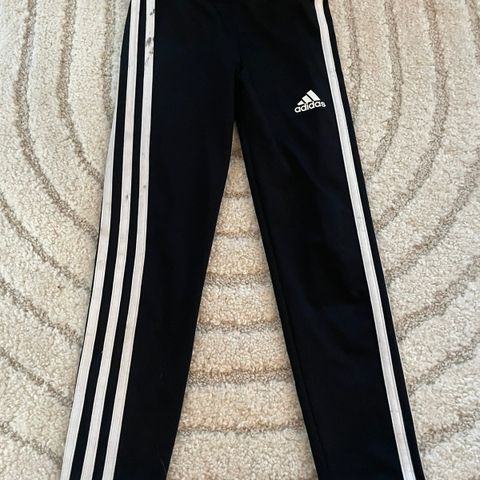 Adidas Aeroready treningsbukse str. 116