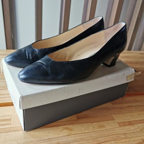 Vintage Bally pumps str 42