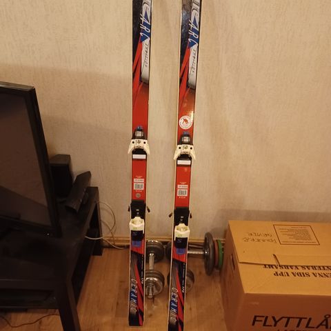 Atomic Arc Alpine Skis 170cm