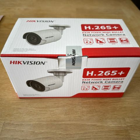 Hikvision DS-2CD2045FWD-I Bullet IP67 4MM Hvit