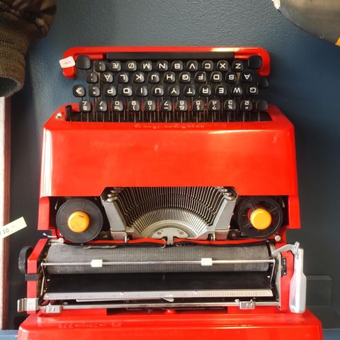 Olivetti Valentine skrivemaskin