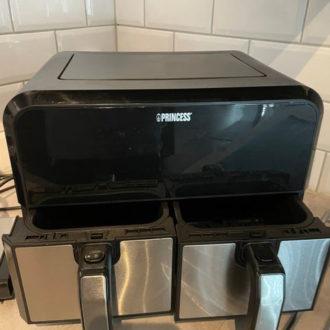 Princess dual Airfryer 2x4 liter.Ny pris kr.2499, selges kr.1000