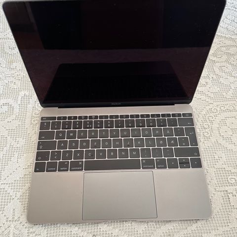 MacBook 12" early 2016