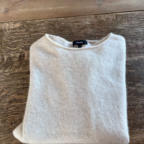 Theory cashmere trøye