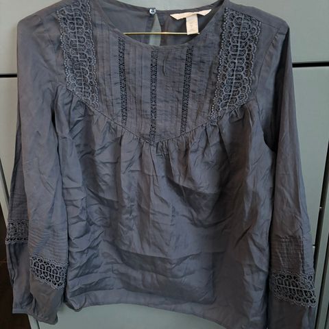 Bluse / skjorte fra H&M strl 34