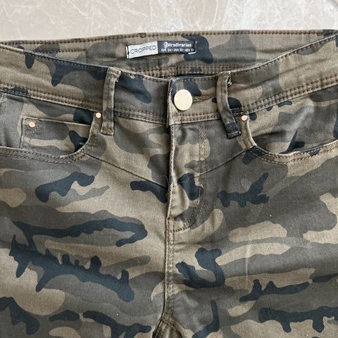 NY Army bukse XS Stradivarius