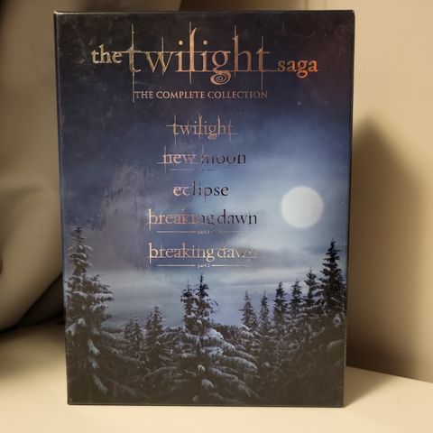 The Twilight saga- the complete collection