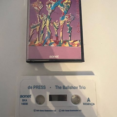 De Press - The Ballshov Trio
