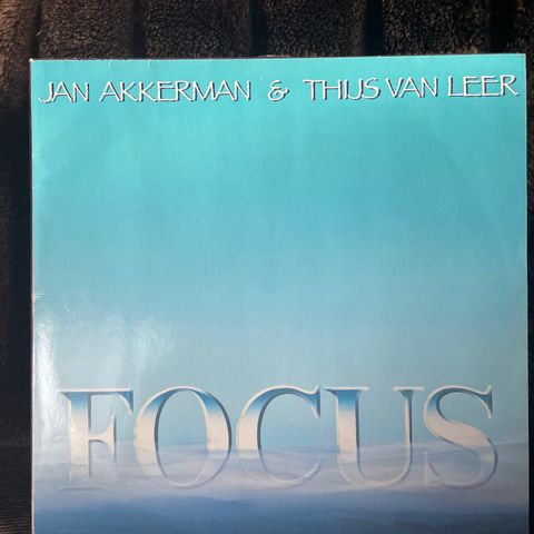 Jan Akkermann & Thijs van Leer - Focus