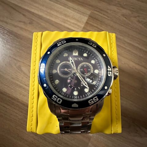 Invicta Pro Diver herreklokke