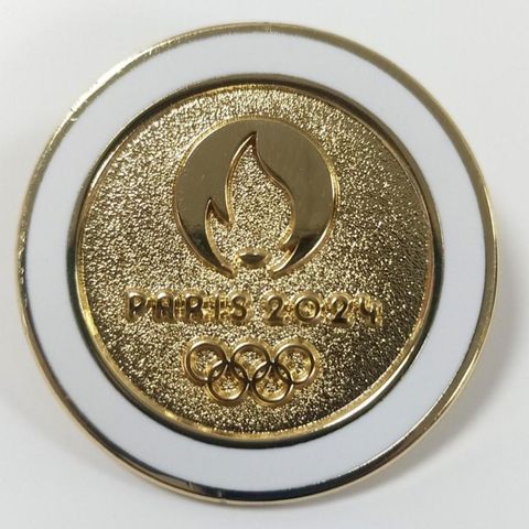 Paris 2024 olympic pins selges