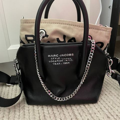 MARC JACOBS N.Y.C Satchel duet, two in one