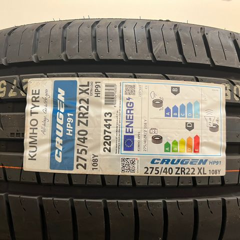 275/40R22 KUMHO sommerdekk