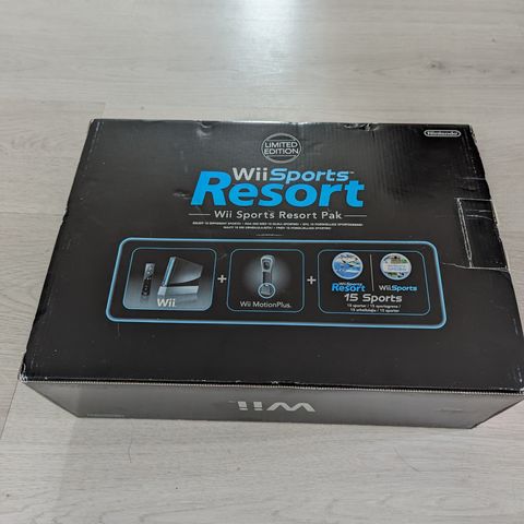 Sort Nintendo Wii  Komplett i eske - Wii Sports + Resort | HDMI