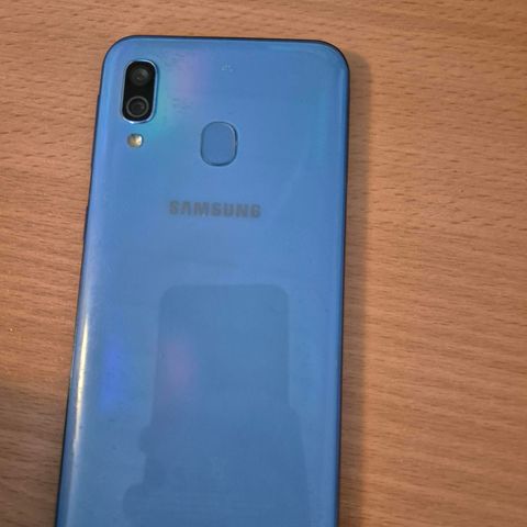 Samsum galaxy a40