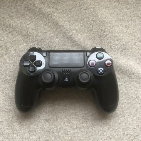 PS4 DualShock Kontroller