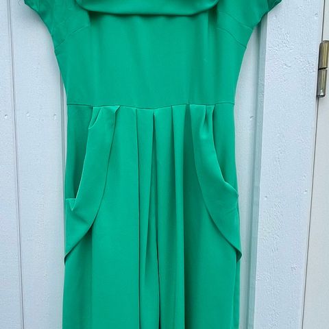 Lekker og unik grønn kjole