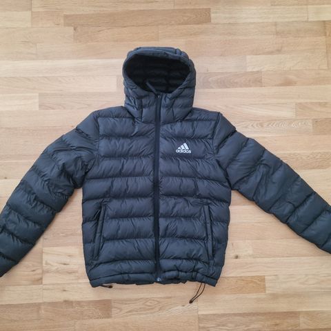 Adidas jakke svart