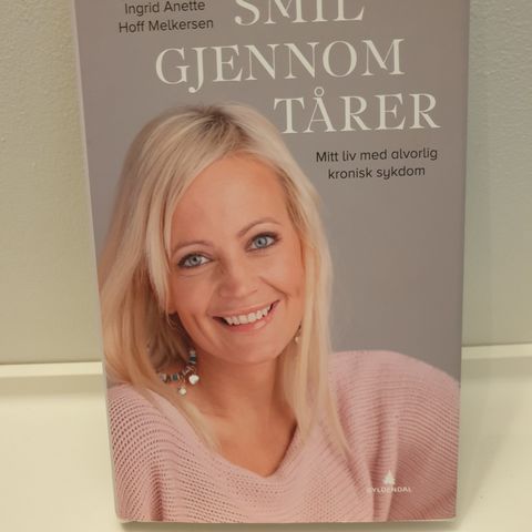 Bok" Smil gjennom tårer" av Ingrid Anette Hoff Melkersen