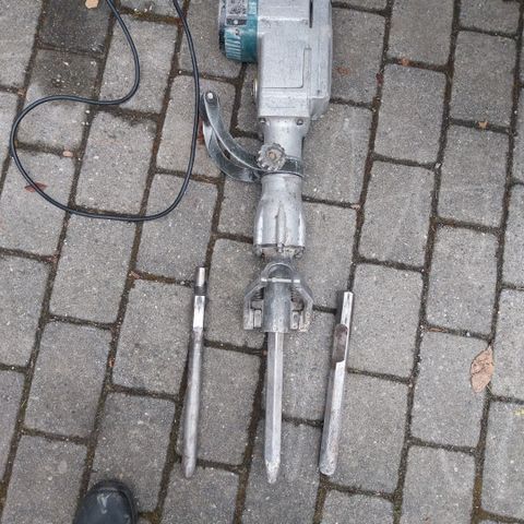 MAKITA BREKKE HAMMER