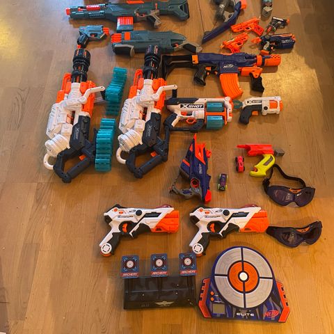 NERF STOR SAMLING (-85% kostnad) - Skum piler, Hindringer og værnebriller