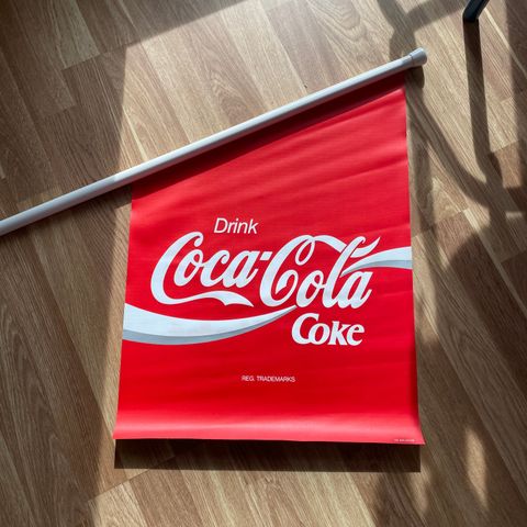 Coca Cola/Coca Cola light flagg selges.