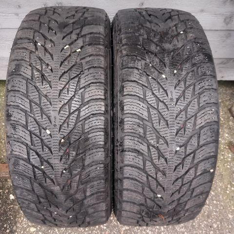 Nokian vinterdekk 215/55 R 18