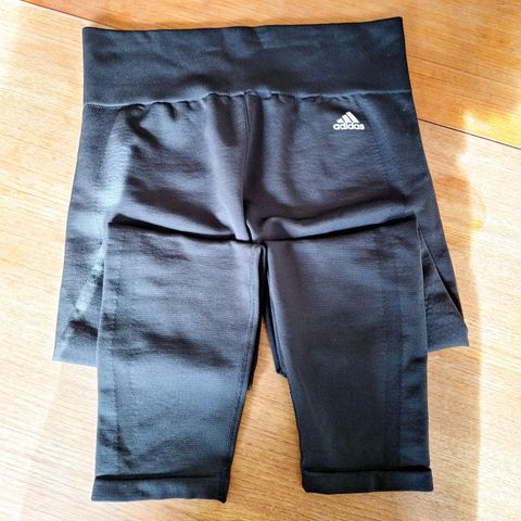 Adidas Aeroknit, str XL (liten!)