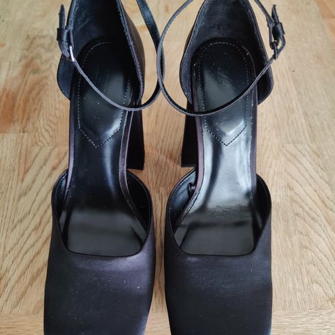 Zara high heels shoes