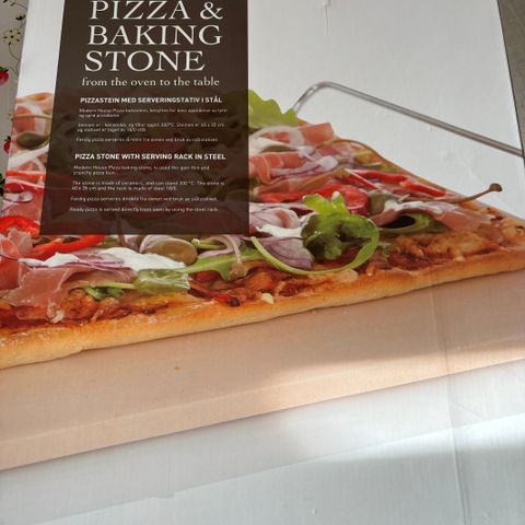 Modern House Pizza & Baking Stone