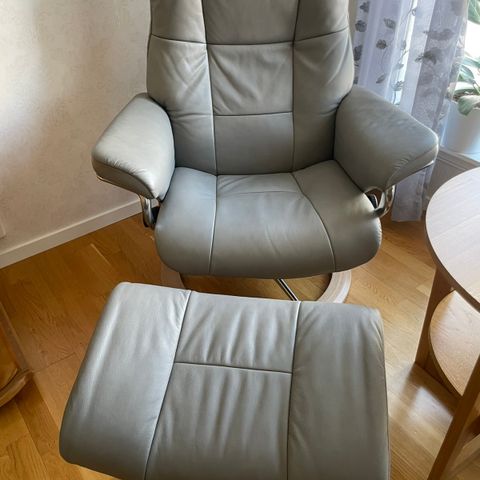 Ekornes Stressless Myfair 2023 m/krakk og Signature understell.