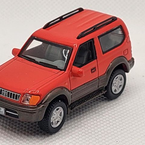 Toyota Land Cruiser 90