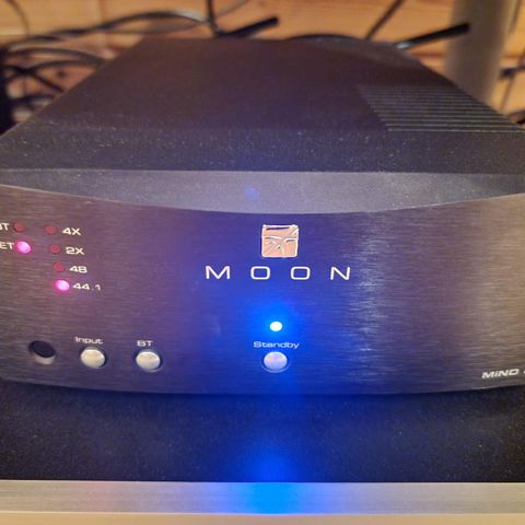 Moon Neo Mind 2 streamer