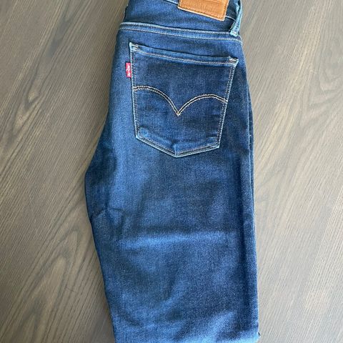 Levis super skinny