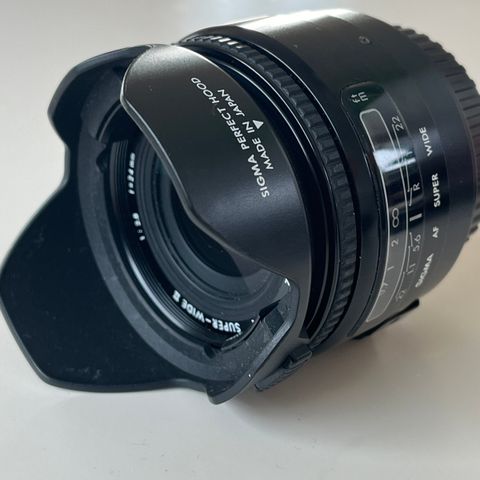 Sigma 24mm super-wide ll f/2.8 for SLR Canon EF