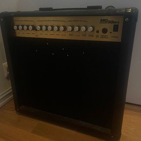 Marshall MG 50 dfx forsterker