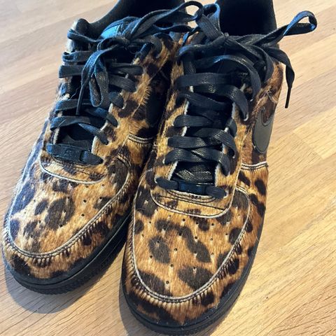 Leopard Adidas sneakers