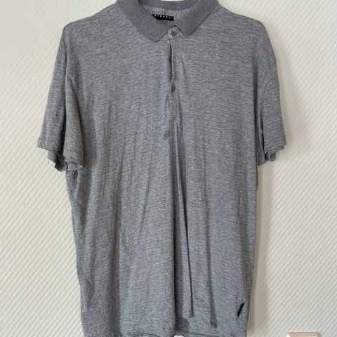 Grå pique skjorte (XL)