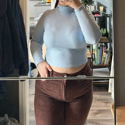 Turtleneck top