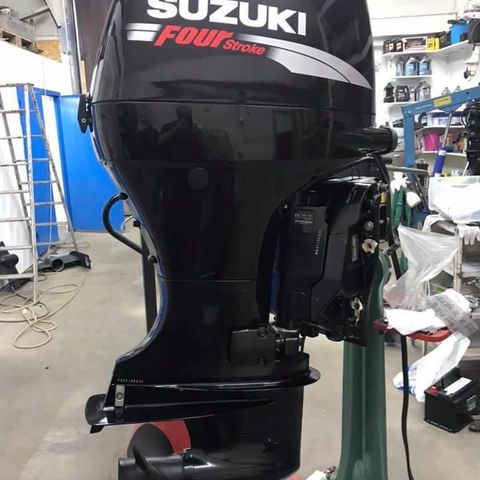 Suzuki DF70 selges i deler